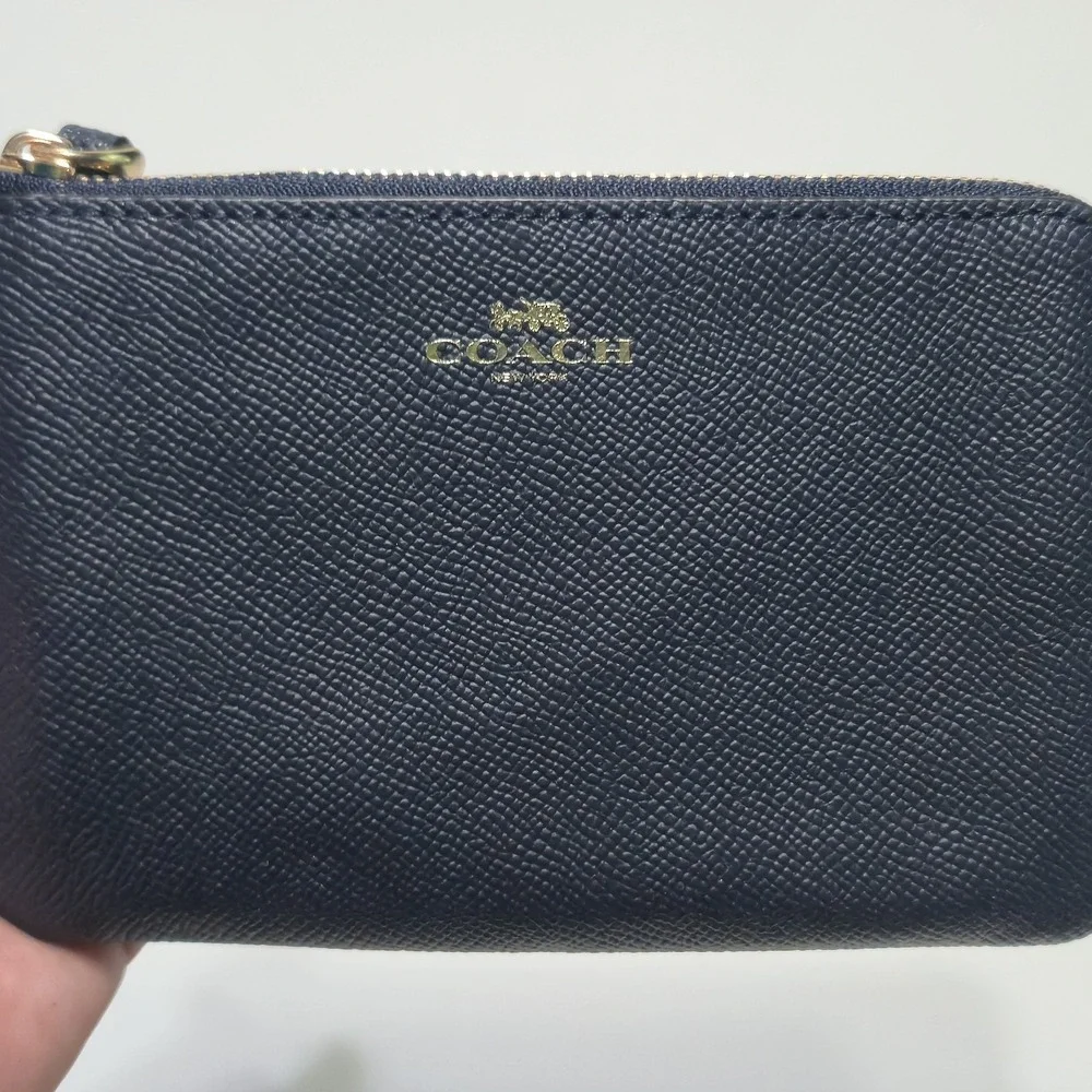 COACH Midnight Blue Corner‎ Zip Crossgrain Leather Wristlet Strap
